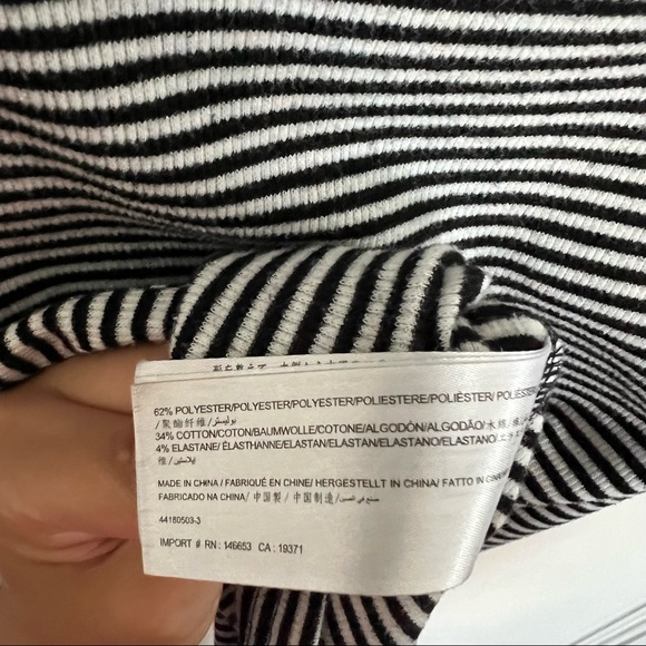 Anthropologie square neck shirt - Picture 4 of 4